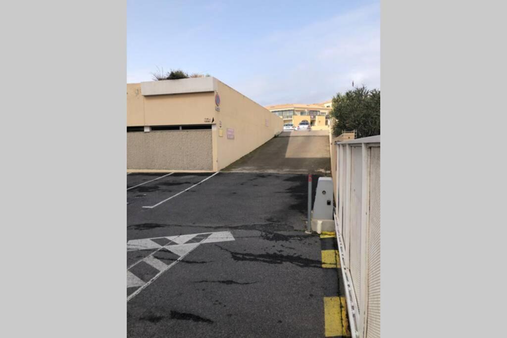 3 Etoiles Studio 4 Couchages Residence Port Cros A Sète Buitenkant foto
